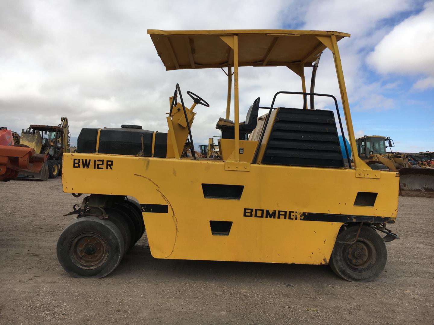 COMPACTADOR BOMAG BW12R